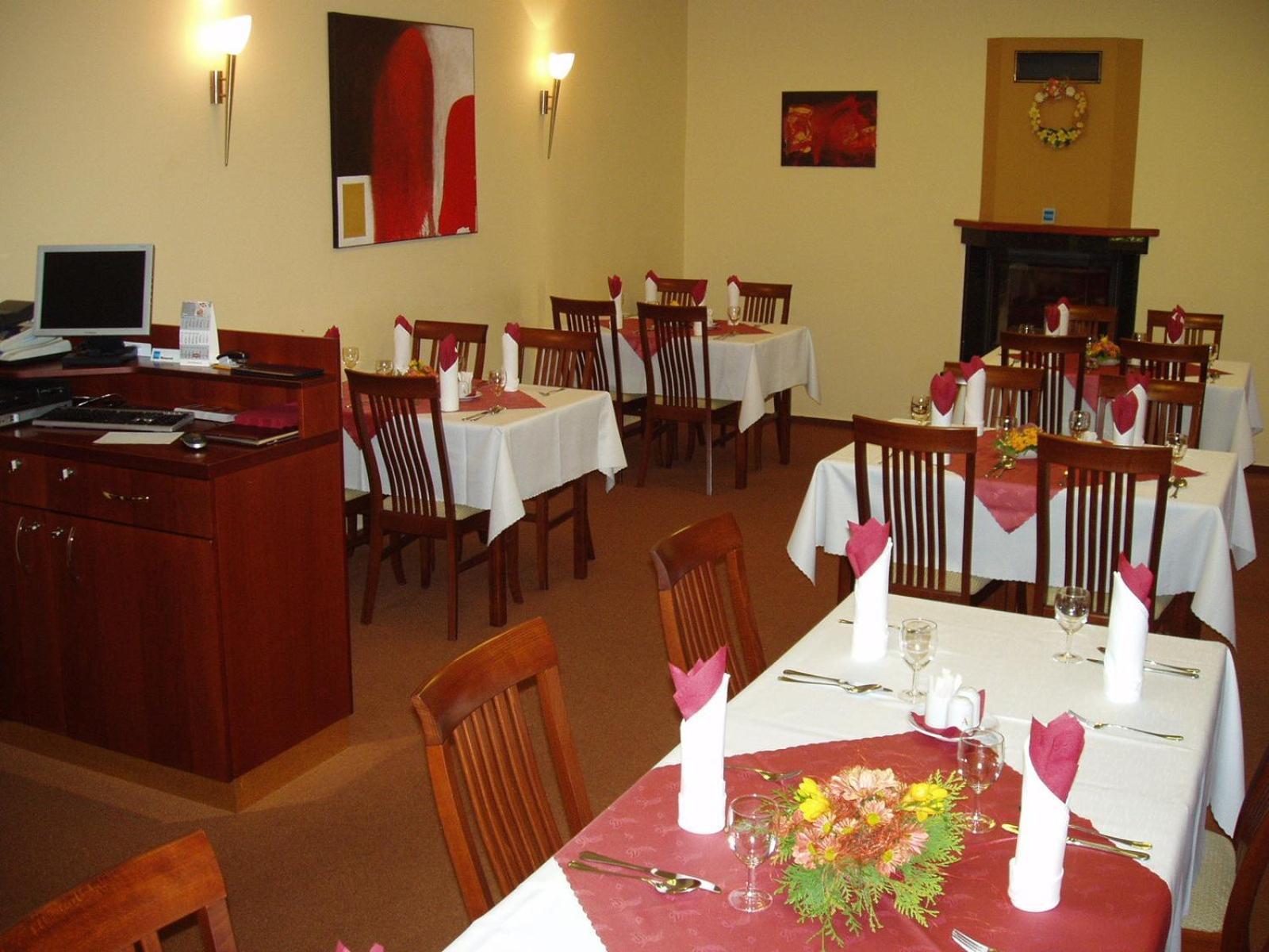 Hotel Altenberg สตาเร โฮรี ภายนอก รูปภาพ