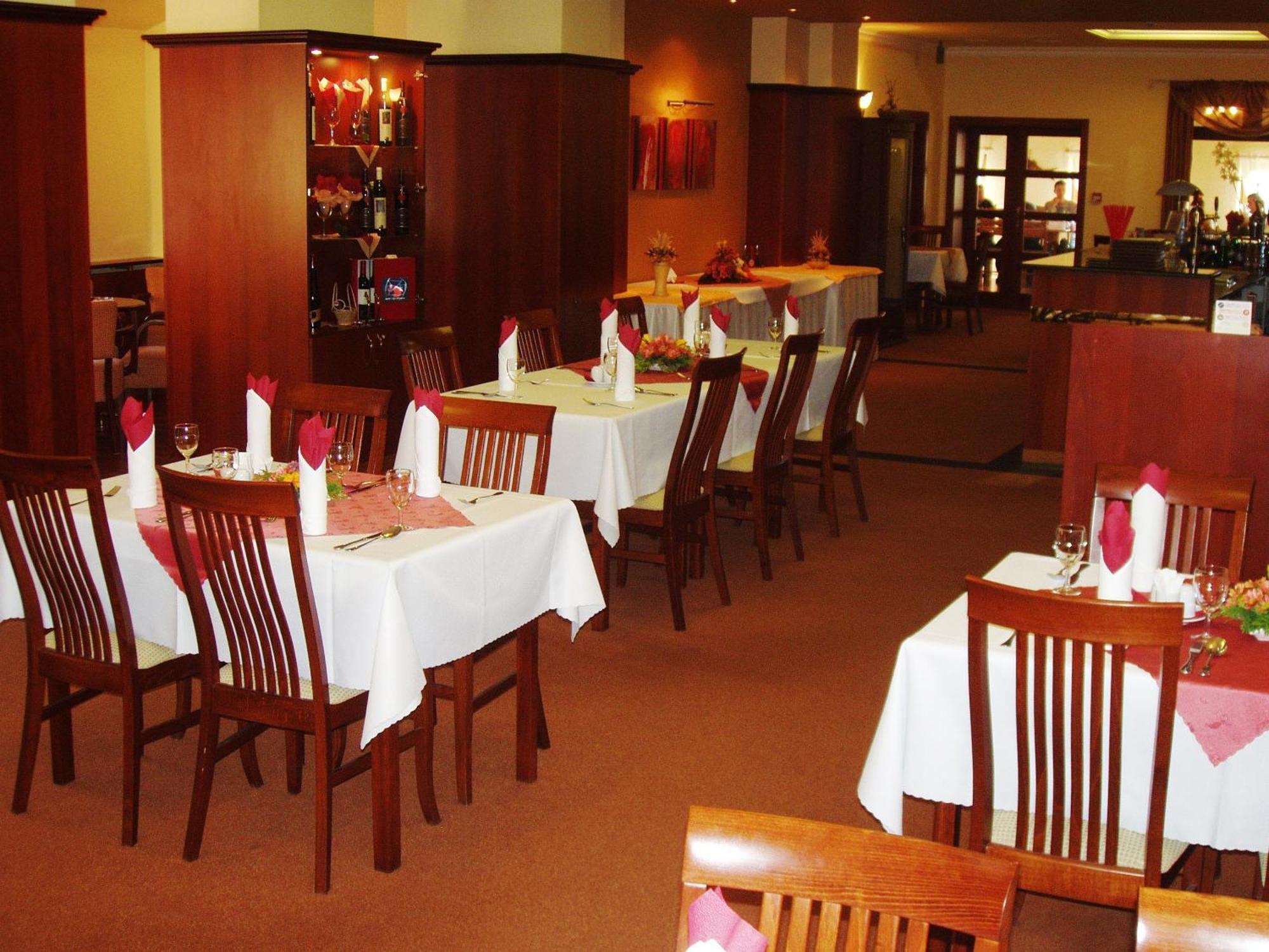 Hotel Altenberg สตาเร โฮรี ภายนอก รูปภาพ