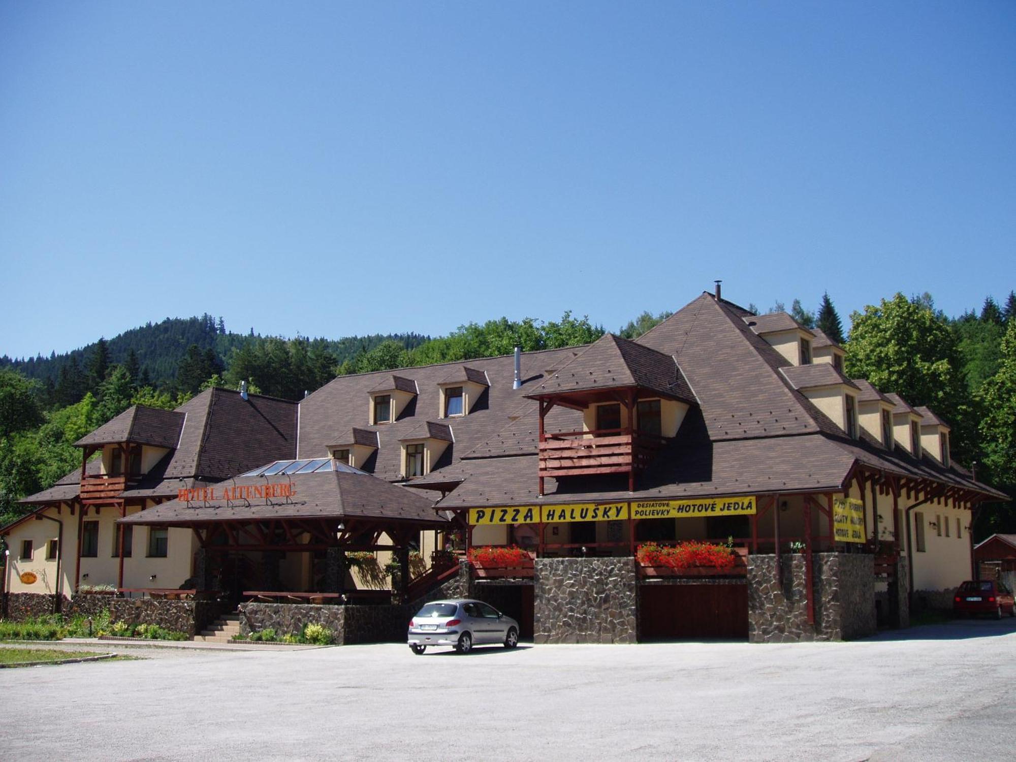 Hotel Altenberg สตาเร โฮรี ภายนอก รูปภาพ