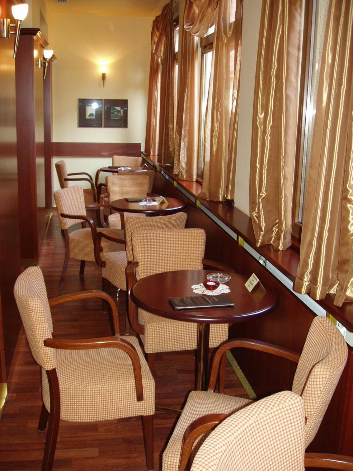 Hotel Altenberg สตาเร โฮรี ภายนอก รูปภาพ